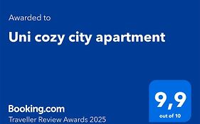 Uni Cozy City Apartment